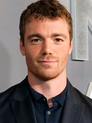 Гэбриел Бассо
Gabriel Basso